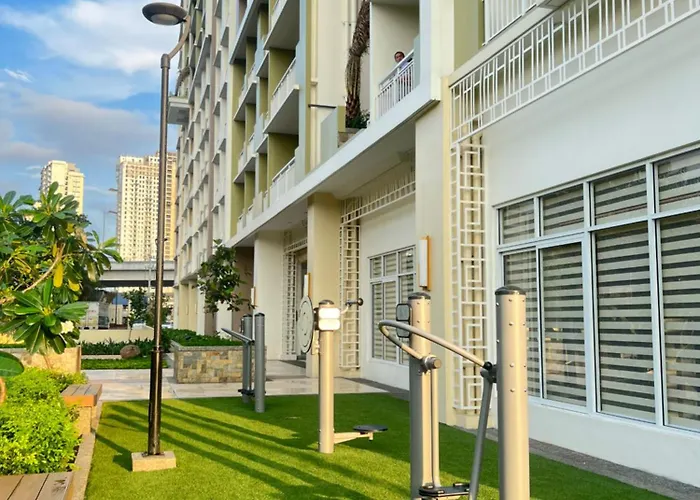 Hotel The Celandine Aj Staycation 5*