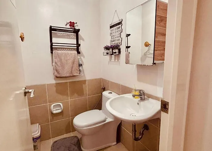 Hotel The Celandine Aj Staycation 5*