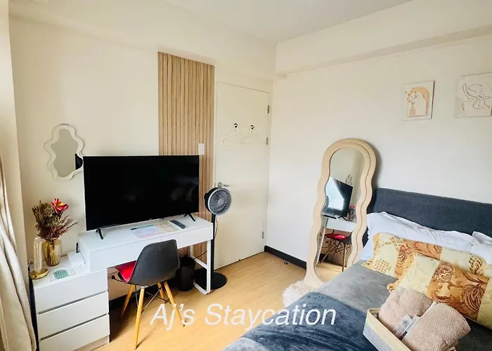Hotel The Celandine Aj Staycation Manila
